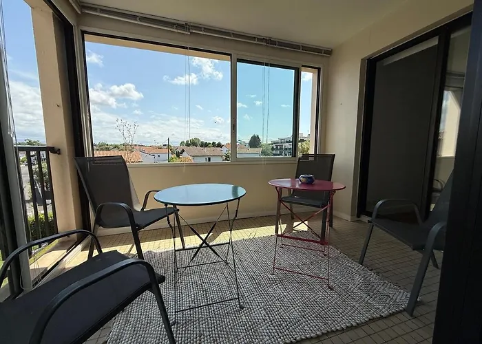 Appartement T3 - Arenes De